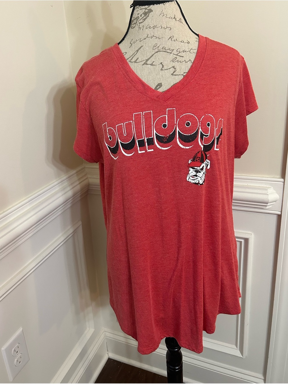 Rivalry Threads Red Bulldogs V-Neck Tee